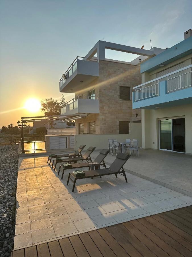 Sayers Beachfront Villa Perivolia Buitenkant foto