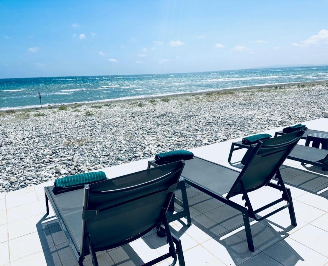 Sayers Beachfront Villa Perivolia Buitenkant foto