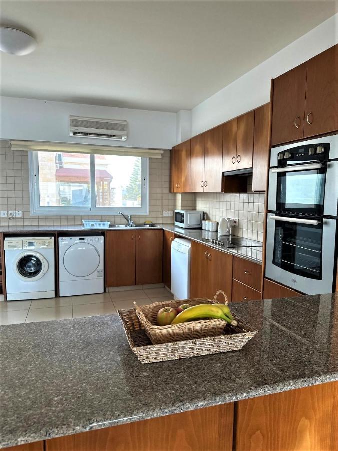 Sayers Beachfront Villa Perivolia Buitenkant foto